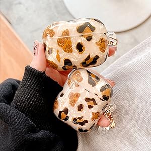 Protetor de AirPods Oncinha